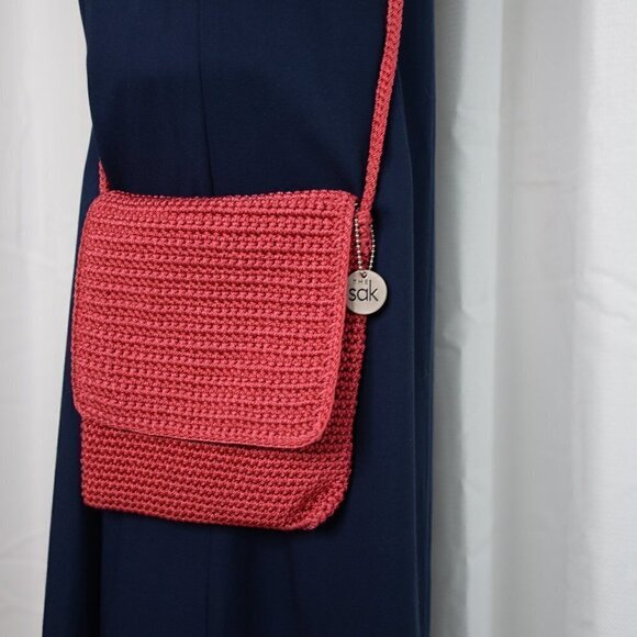 Woven Crochet Pink The Sak Crossbody Purse - Picture 4 of 5